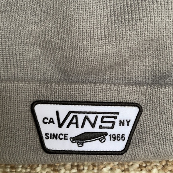 Vans Milford Beanie - Picture 8 of 14